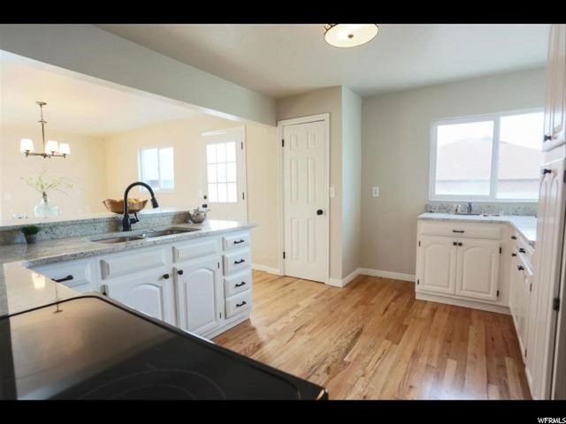 29 W 1000 N, Bountiful, UT 84010 — photo 10