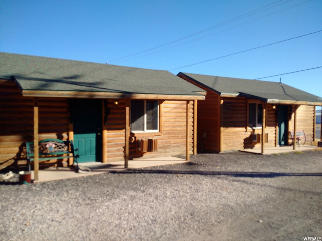 15 N State St, Ferron, UT 84523 — photo 4