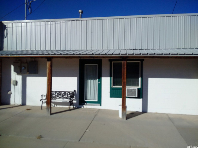 15 N State St, Ferron, UT 84523 — photo 7
