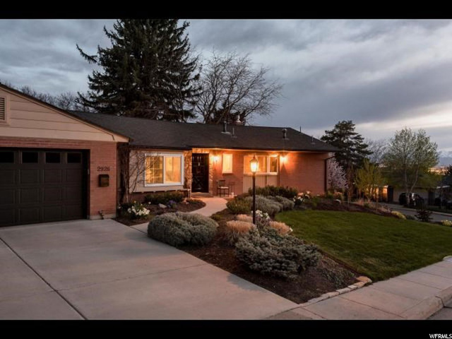 2926 E Crestview Dr, Salt Lake City, UT 84108