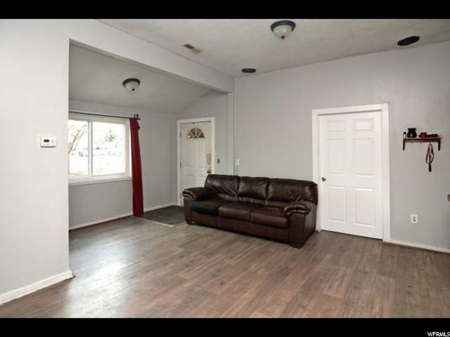 552 E Chester St S, Ogden, UT 84404 — photo 2
