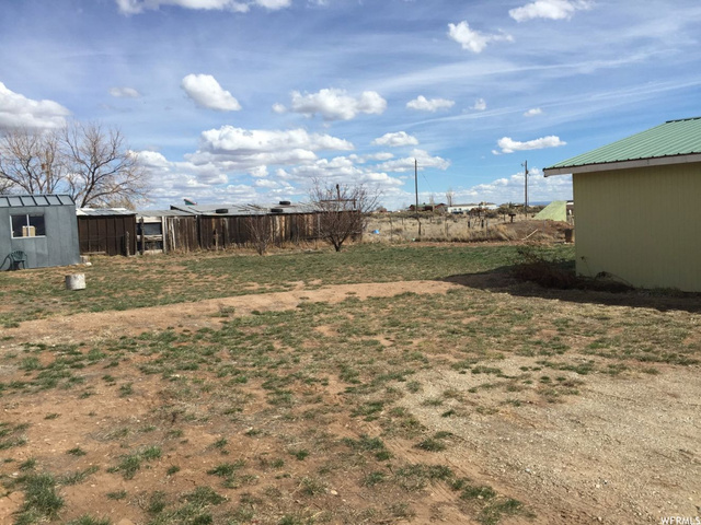 119 E Markle Rd, La Sal, UT 84530 — photo 3