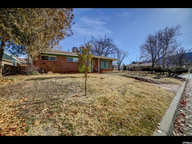 397 S Tusher St E, Moab, UT 84532 — photo 2