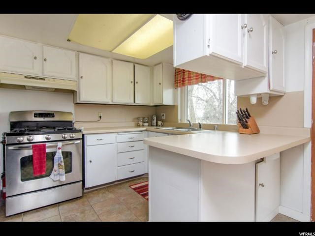 5213 S 2500 W, Roy, UT 84067 — photo 4