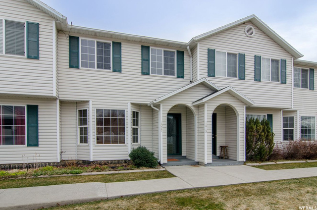 1017 E River Bend Dr S, Ogden, UT 84404 — photo 2