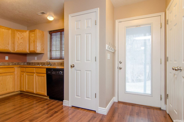 1017 E River Bend Dr S, Ogden, UT 84404 — photo 5