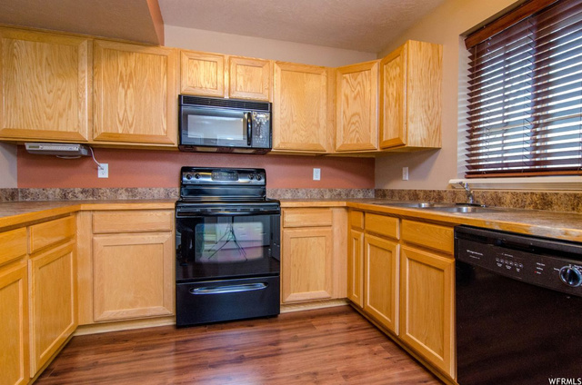 1017 E River Bend Dr S, Ogden, UT 84404 — photo 4
