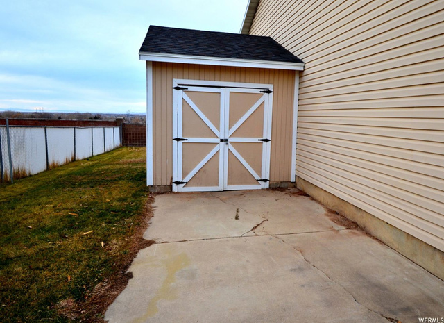 4733 S 2675 W, Roy, UT 84067 — photo 3