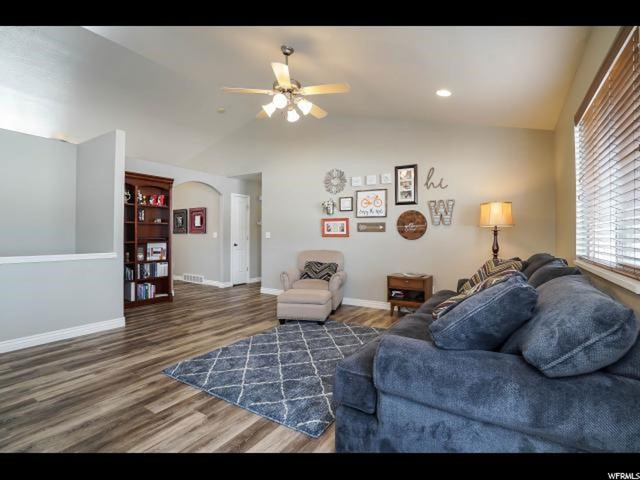 720 W 25 N, Clearfield, UT 84015 — photo 6