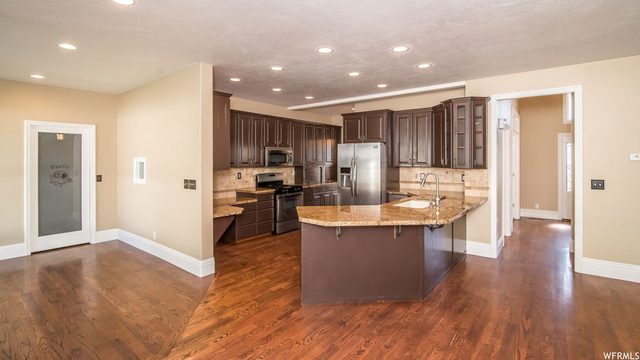 210 Abbey Ln, Providence, UT 84332 — photo 12