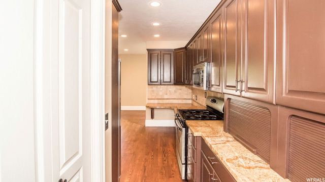 210 Abbey Ln, Providence, UT 84332 — photo 10