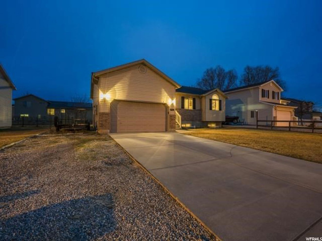 1952 N 1400 W, Clinton, UT 84015 — photo 2