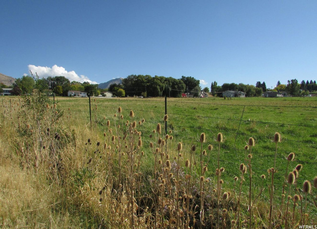 530 E 300 N #2, Hyrum, UT 84319 — photo 8