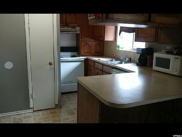 875 E 4200 S, South Ogden, UT 84405 — photo 5