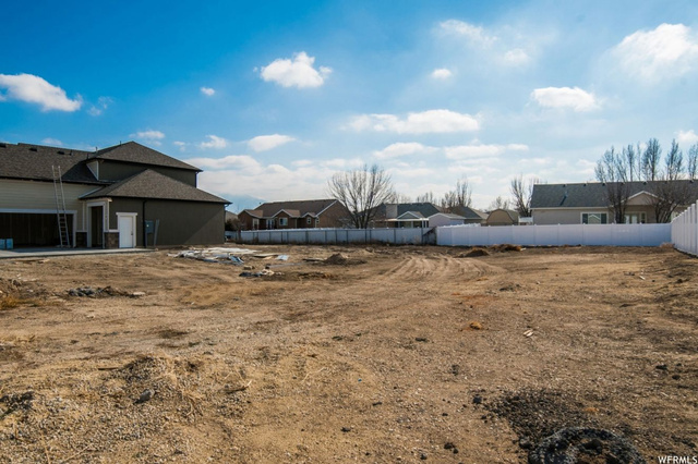 652 W 800 N #108, Clinton, UT 84015 — photo 9