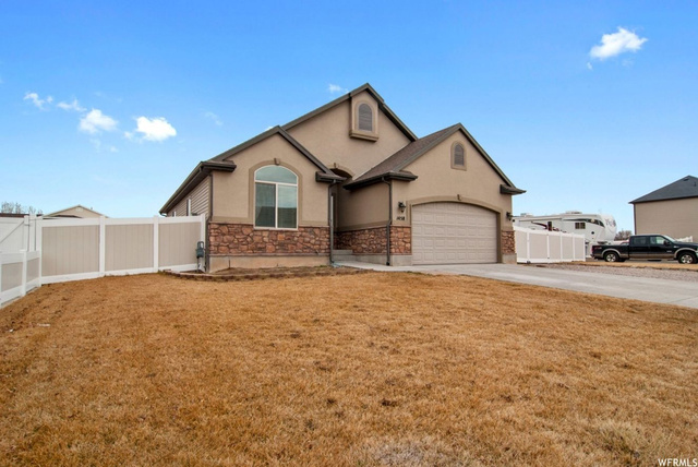 1458 N 2340 W, Clinton, UT 84015 — photo 2