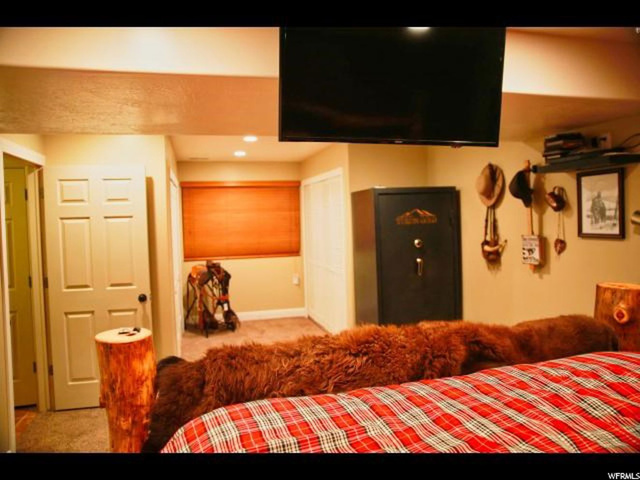 118 E Main N, Henefer, UT 84033 — photo 8