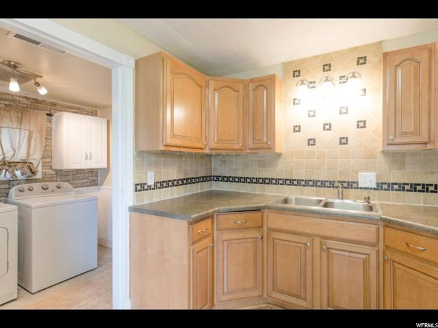 94 W 2000 N, Sunset, UT 84015 — photo 11
