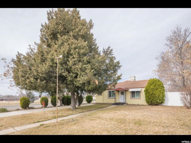 94 W 2000 N, Sunset, UT 84015 — photo 3
