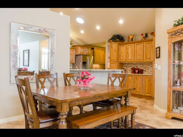 327 E 2230 N, North Logan, UT 84341 — photo 6