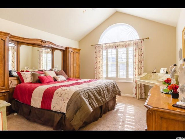 327 E 2230 N, North Logan, UT 84341 — photo 3