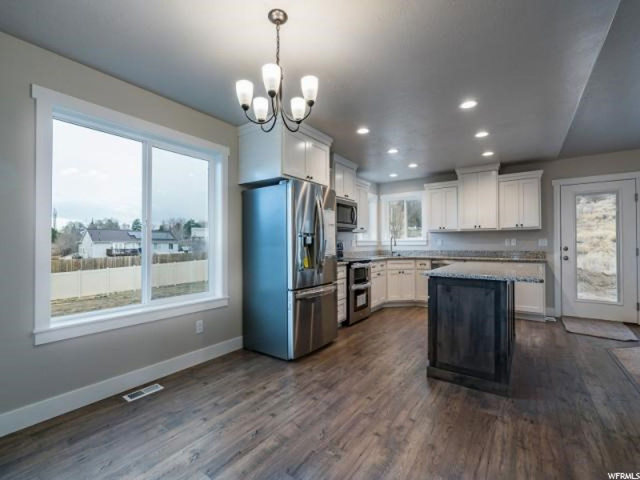 4631 S Park Ln, Roy, UT 84067 — photo 7