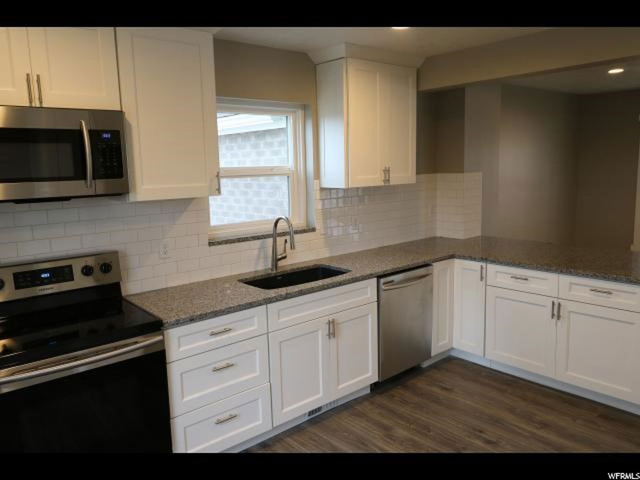 276 E Vine St, Murray, UT 84107 — photo 5