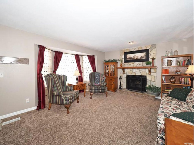 854 E Lafayette St, Sandy, UT 84094 — photo 2