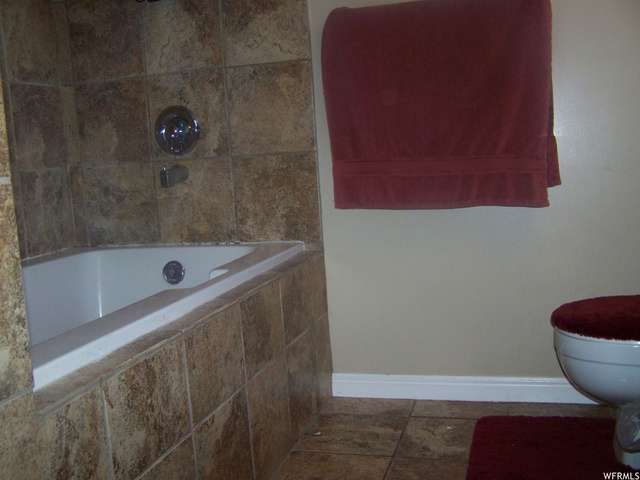 446 S Flint St, Layton, UT 84041 — photo 5