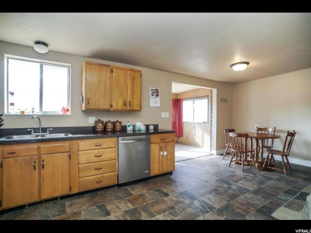 353 W 825 N, Sunset, UT 84015 — photo 7