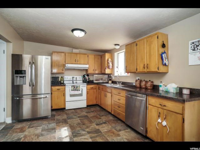 353 W 825 N, Sunset, UT 84015 — photo 6