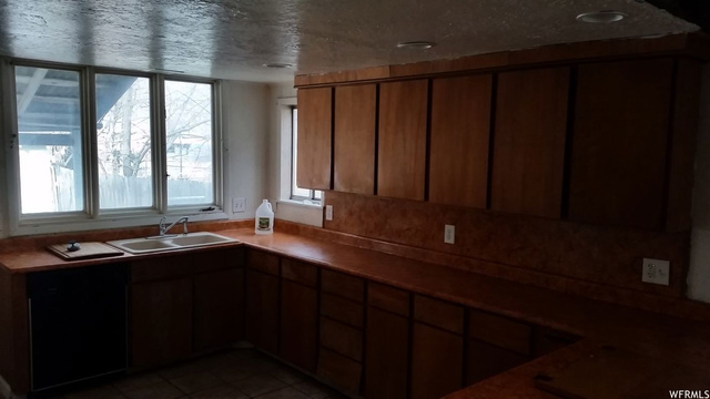 302 E Parry St S, Ogden, UT 84404 — photo 8