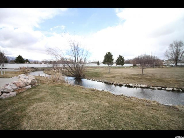 953 Meadowbrook Dr, Logan, UT 84321 — photo 4