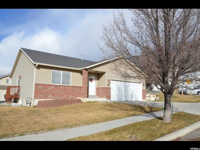1060 N Sharp Mountain Cir E, Ogden, UT 84404 — photo 2