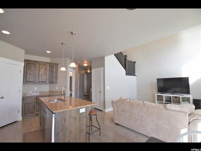 947 S 2040 W, Orem, UT 84058 — photo 5
