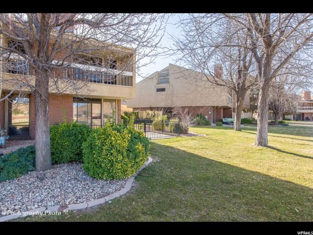 1012 W Bloomington Dr S, Bloomington, UT 84790 — photo 2