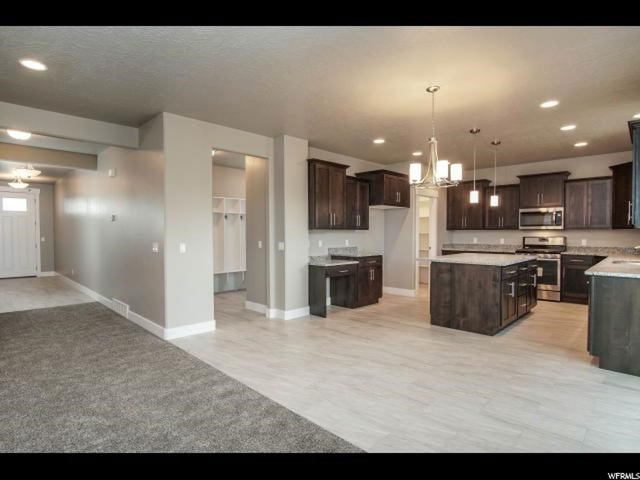 1015 S 150 E, Layton, UT 84041 — photo 4