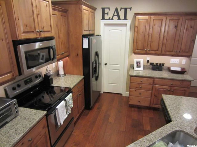 921 N 940 W, Orem, UT 84057 — photo 8