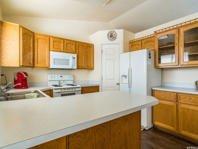 1439 W 1930 N, Clinton, UT 84015 — photo 8