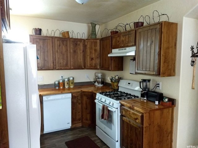 896 N 200 E, Nephi, UT 84648 — photo 3