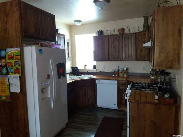 896 N 200 E, Nephi, UT 84648 — photo 4