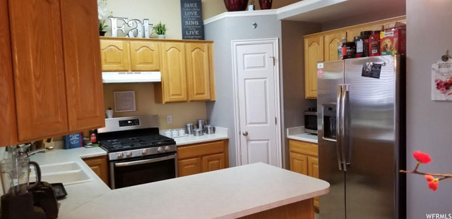 307 W 75 S, Clearfield, UT 84015 — photo 4