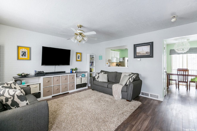 404 E 525 S, Clearfield, UT 84015 — photo 8