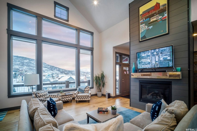 424 E Saddle Dr, Midway, UT 84049 — photo 9