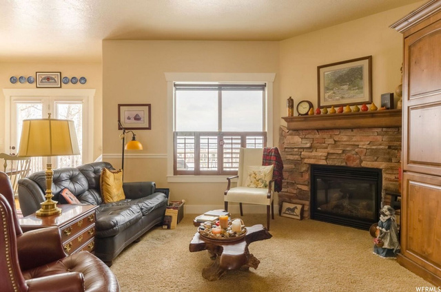 484 N Main St, Mendon, UT 84325 — photo 5