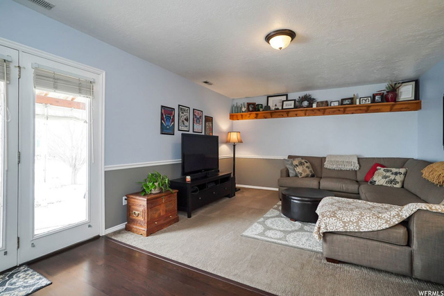 686 S Pheasant View Dr, Layton, UT 84041 — photo 10