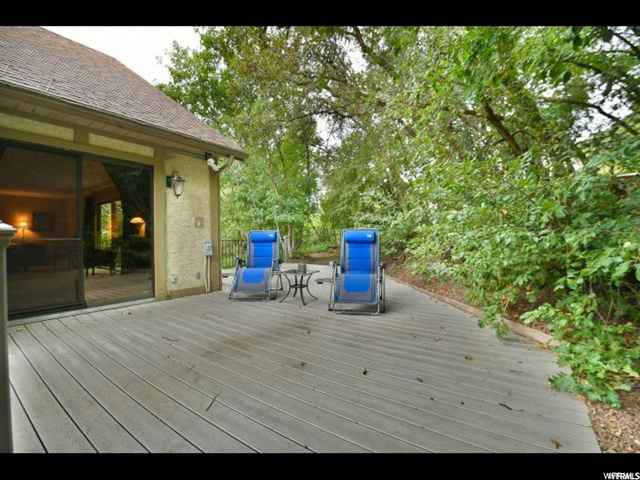 2047 S Ridgehill Dr E, Bountiful, UT 84010 — photo 10