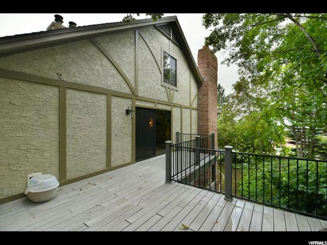2047 S Ridgehill Dr E, Bountiful, UT 84010 — photo 9