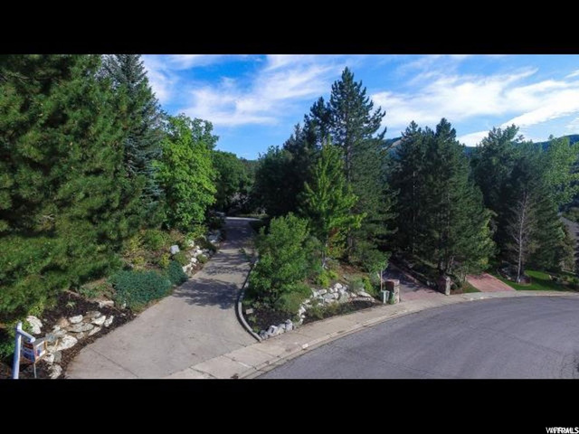 2047 S Ridgehill Dr E, Bountiful, UT 84010 — photo 7