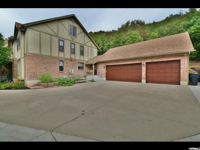 2047 S Ridgehill Dr E, Bountiful, UT 84010 — photo 4